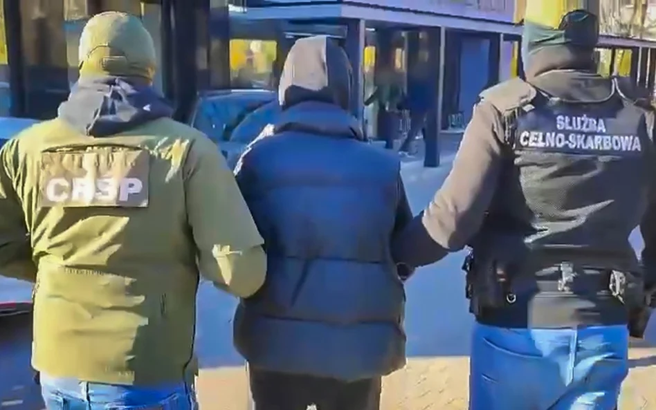 Uderzenie służb w mafię śmieciową.